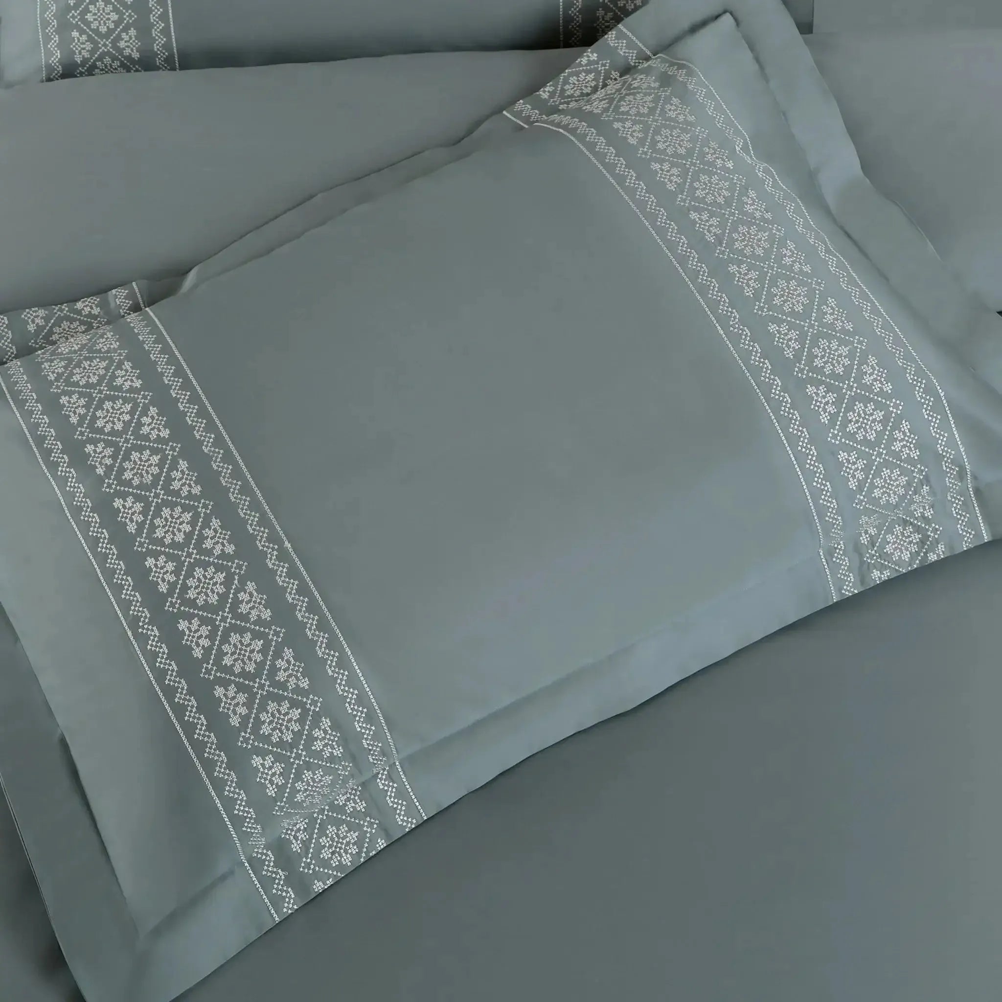 Malako Luxe Collection 550 TC Olive Green Premium Embroidered Bedding