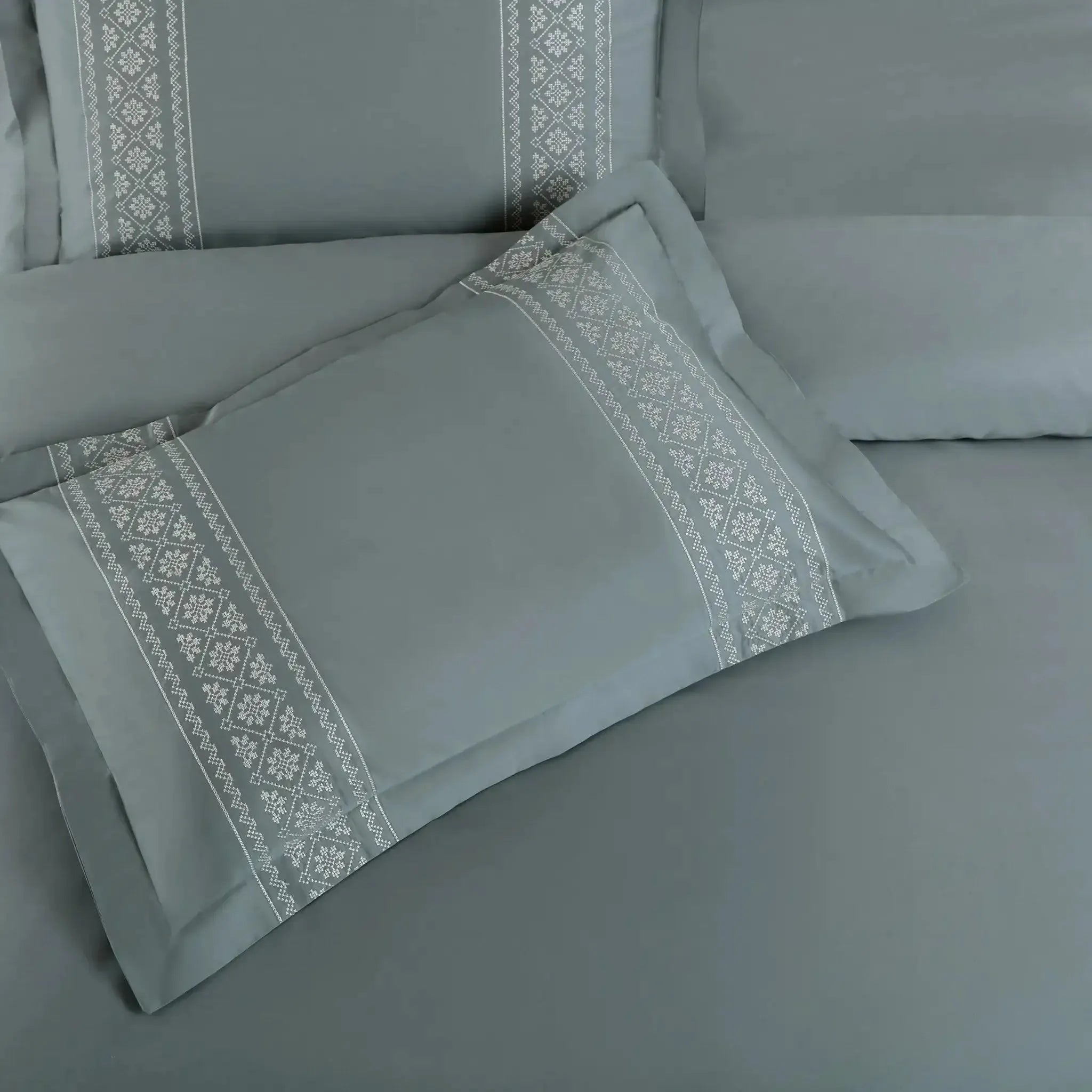 Malako Luxe Collection 550 TC Olive Green Premium Embroidered Bedding