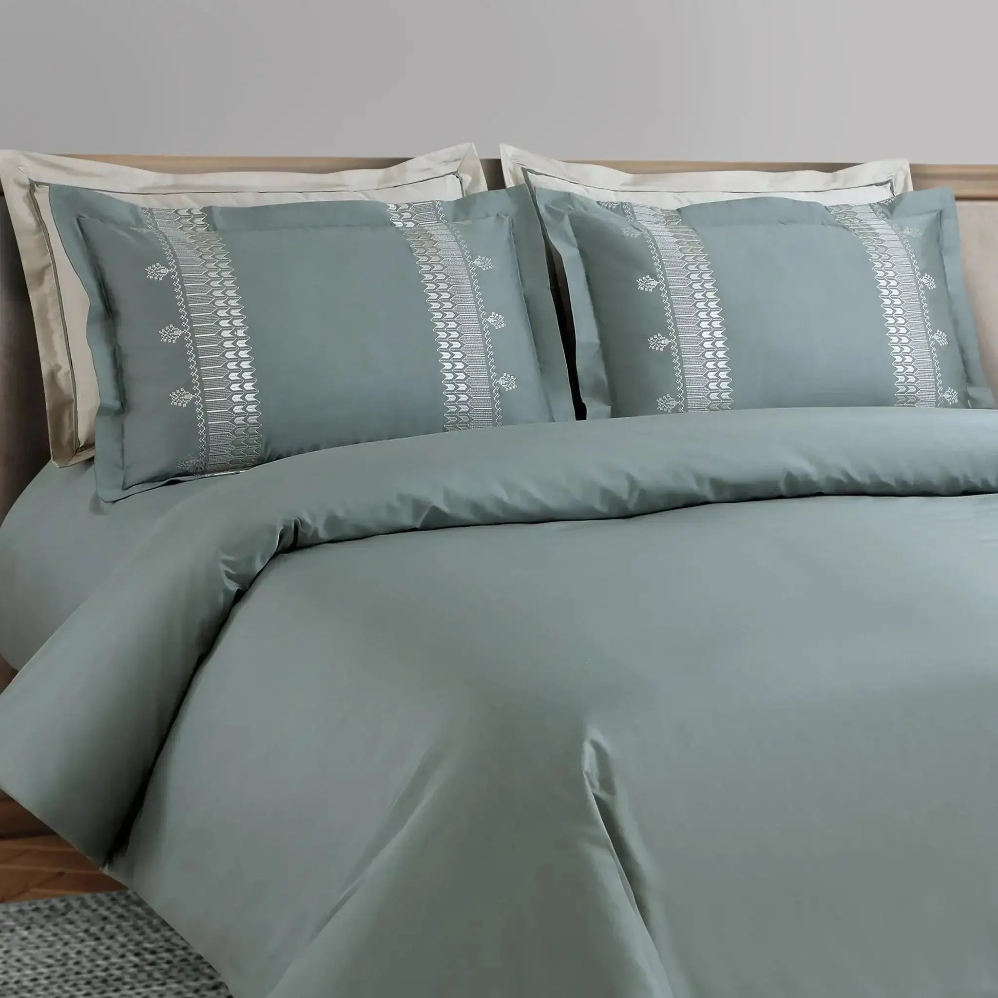 Malako Luxe Collection 550 TC Olive Green Premium Embroidered Bedding