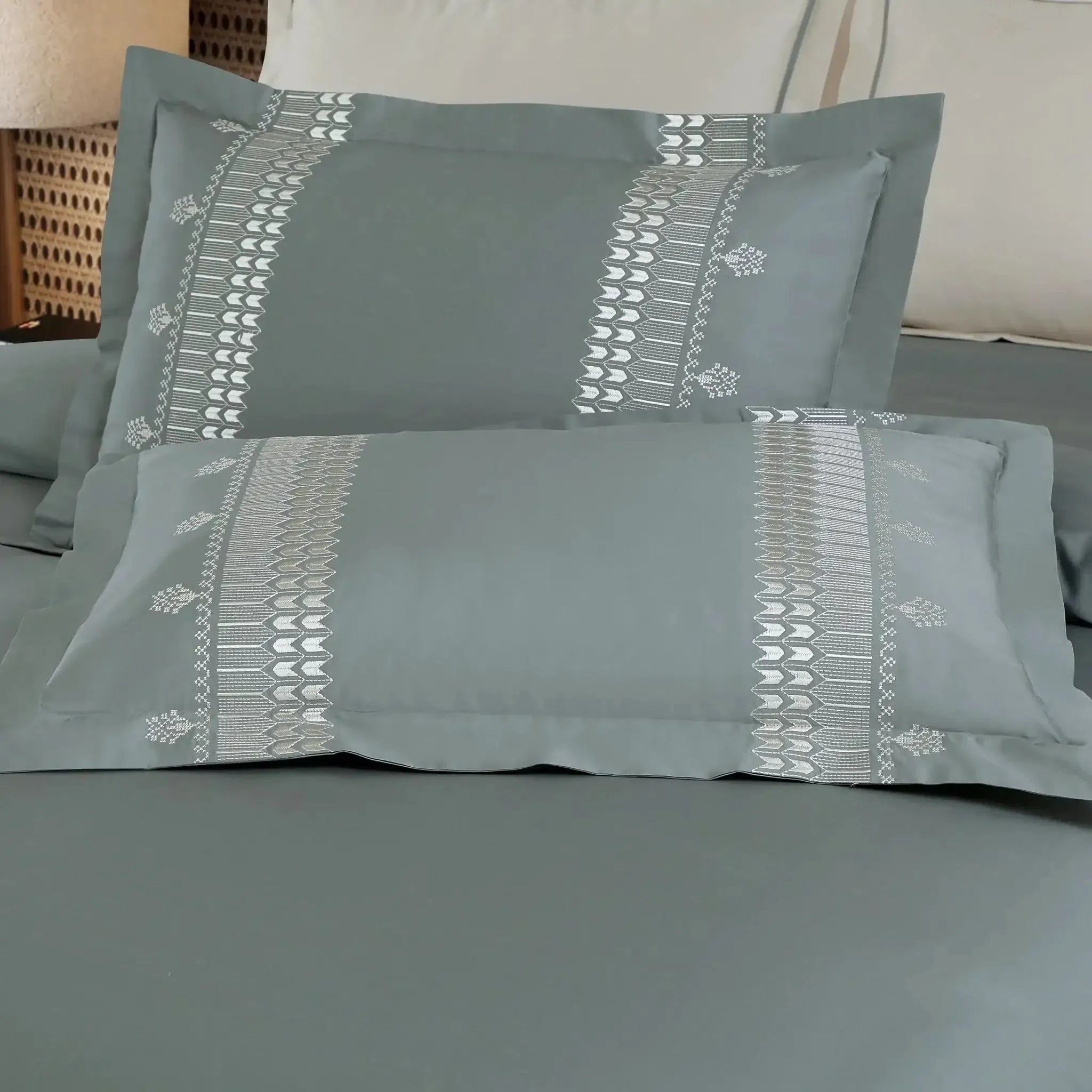 Malako Luxe Collection 550 TC Olive Green Premium Embroidered Bedding