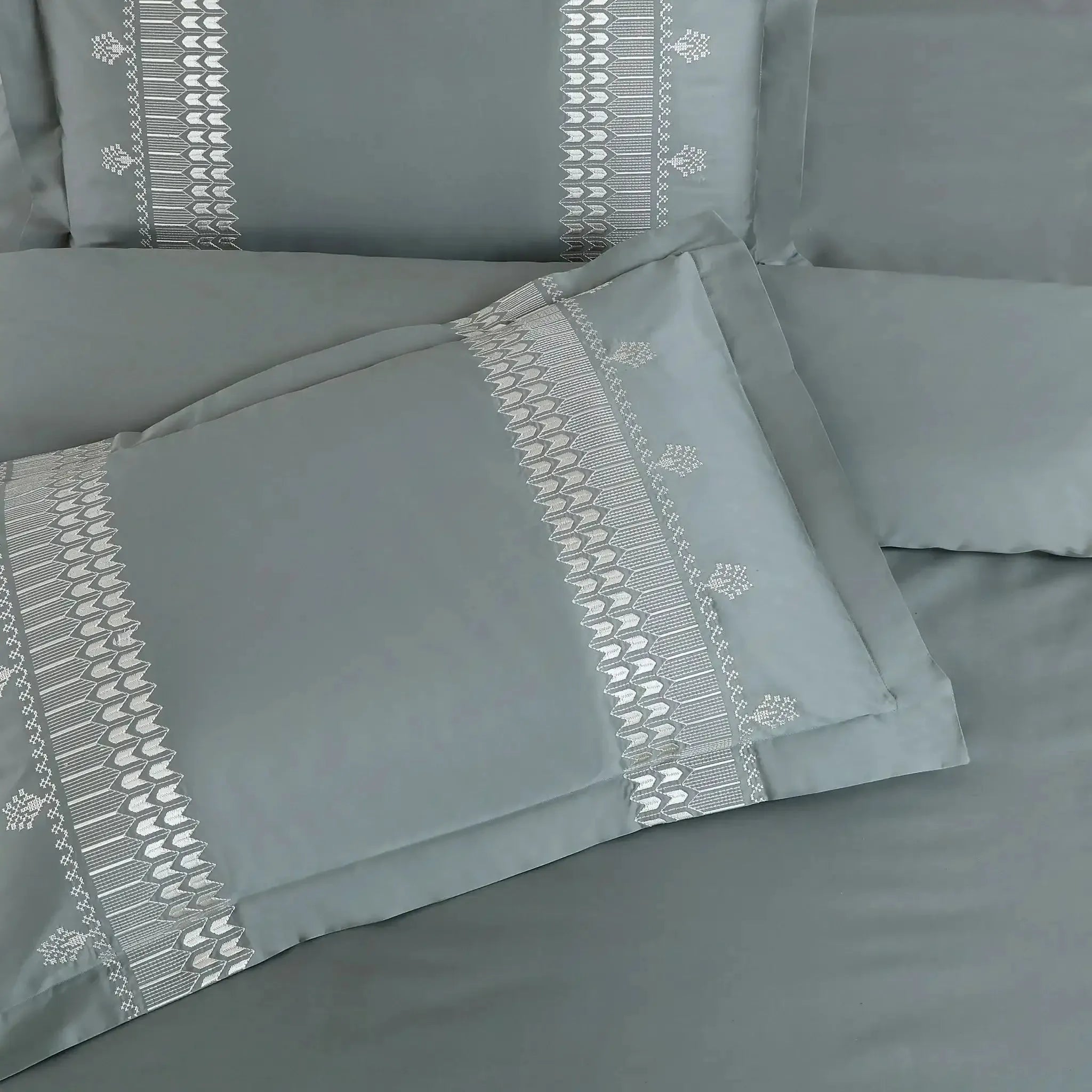 Malako Luxe Collection 550 TC Olive Green Premium Embroidered Bedding