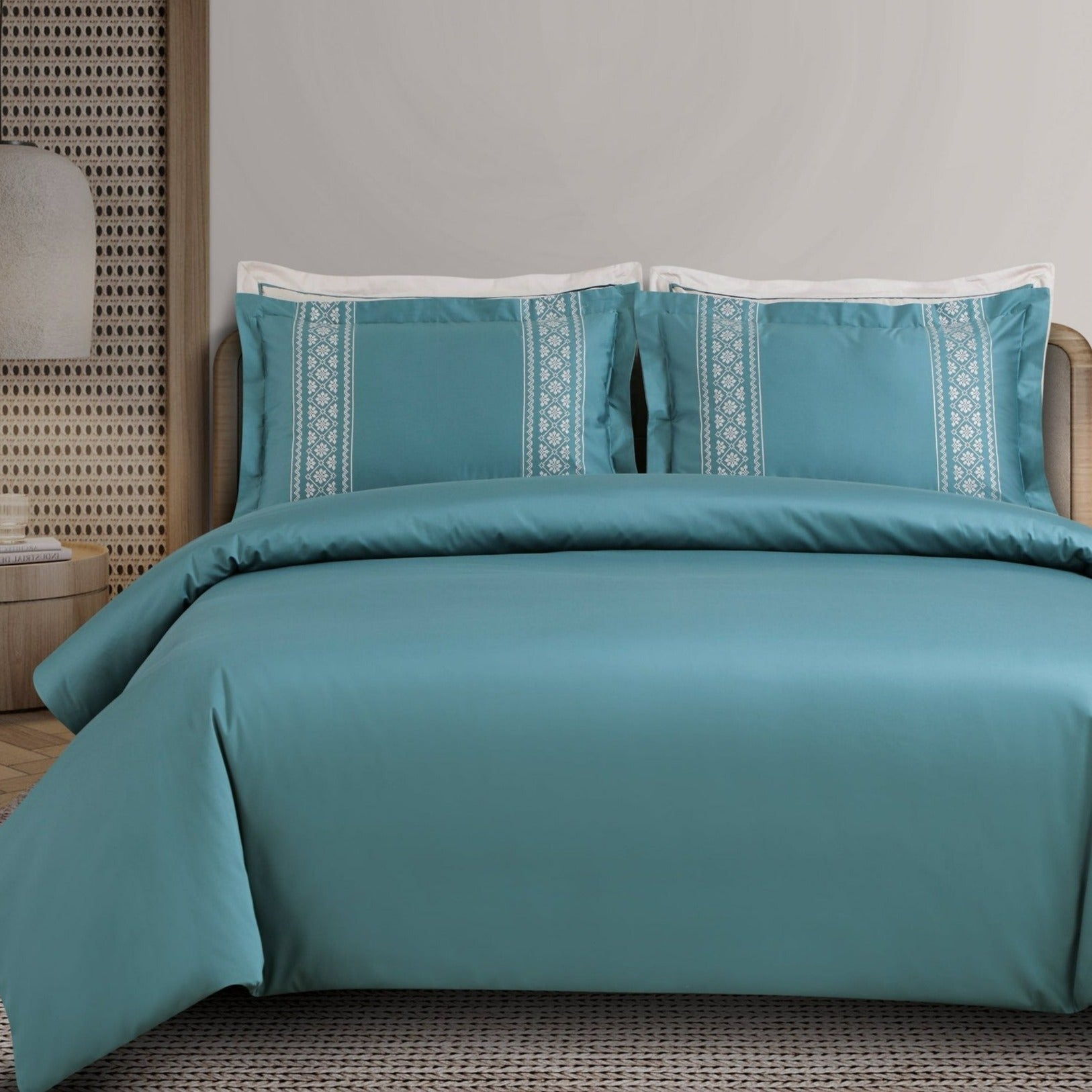 Malako Luxe Collection: 550 TC Teal Green Premium Embroidered Bedding - MALAKO