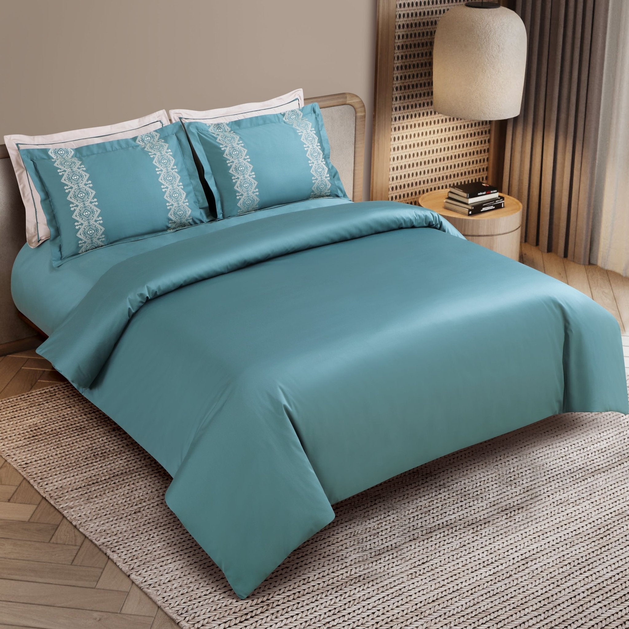 Malako Luxe Collection: 550 TC Teal Green Premium Embroidered Bedding - MALAKO