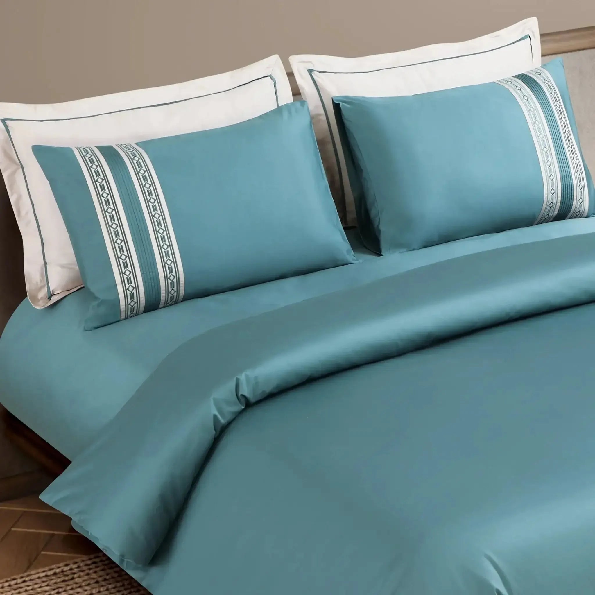 Malako Luxe Collection 550 TC Teal Green Premium Embroidered Bedding