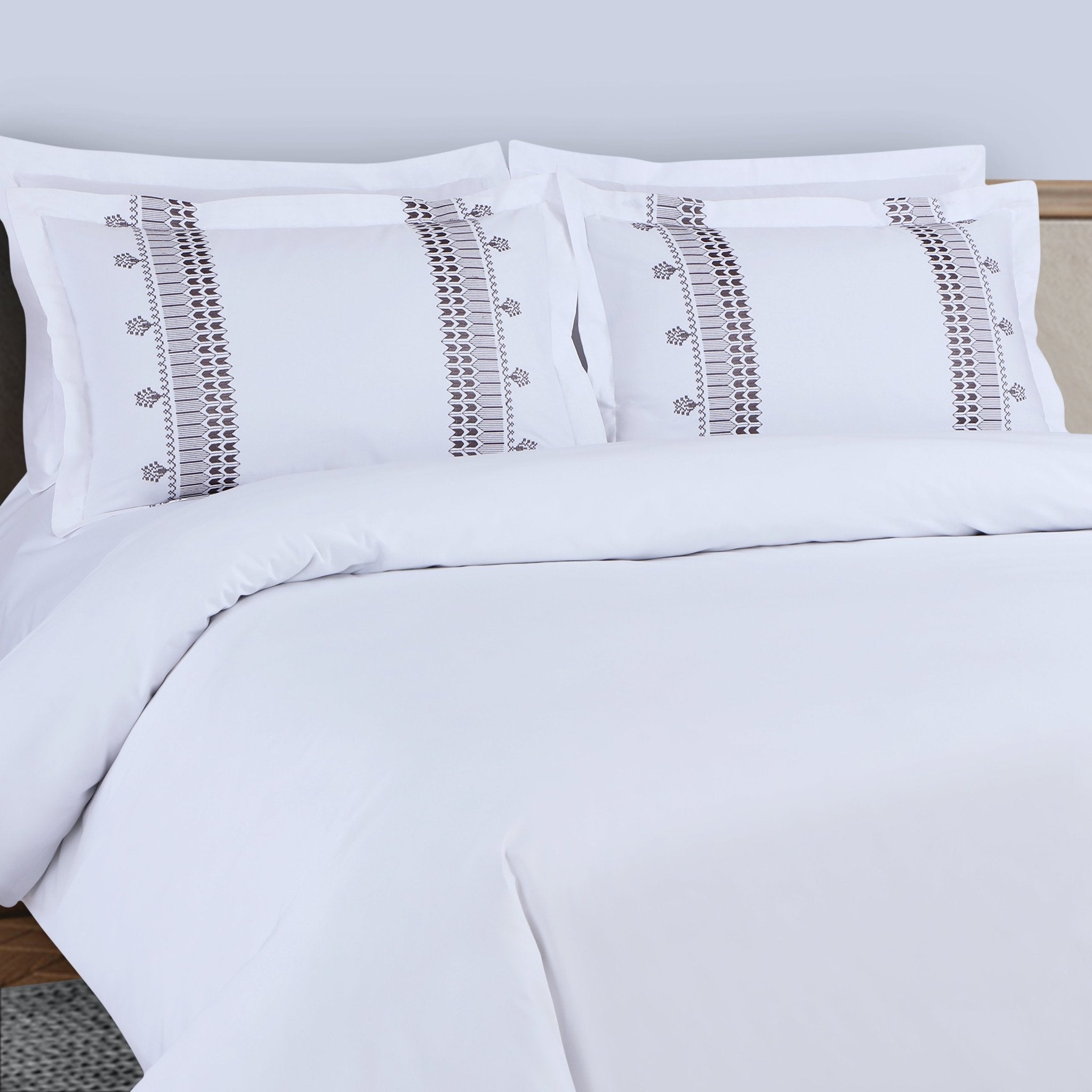 Malako Luxe Collection: 550 TC White Premium Embroidered Bedding - MALAKO