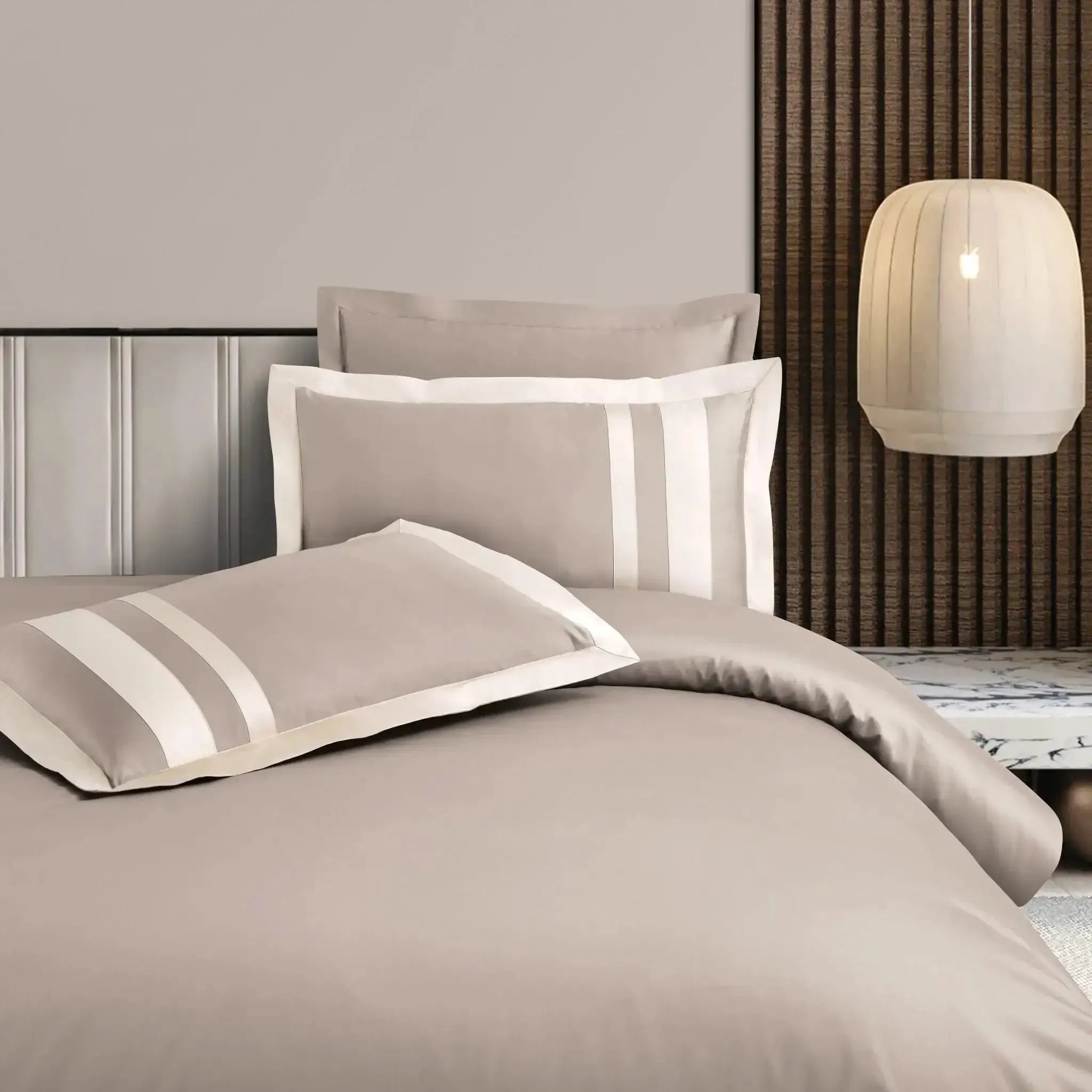 Malako Luxe: Oslo Collection 550TC Taupe Brown 100% Cotton Super King Size Bedding