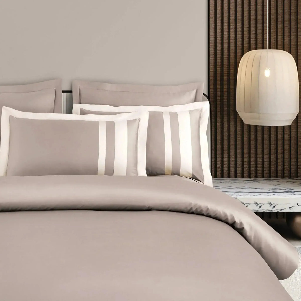 Malako Luxe: Oslo Collection 550TC Taupe Brown 100% Cotton Super King Size Bedding