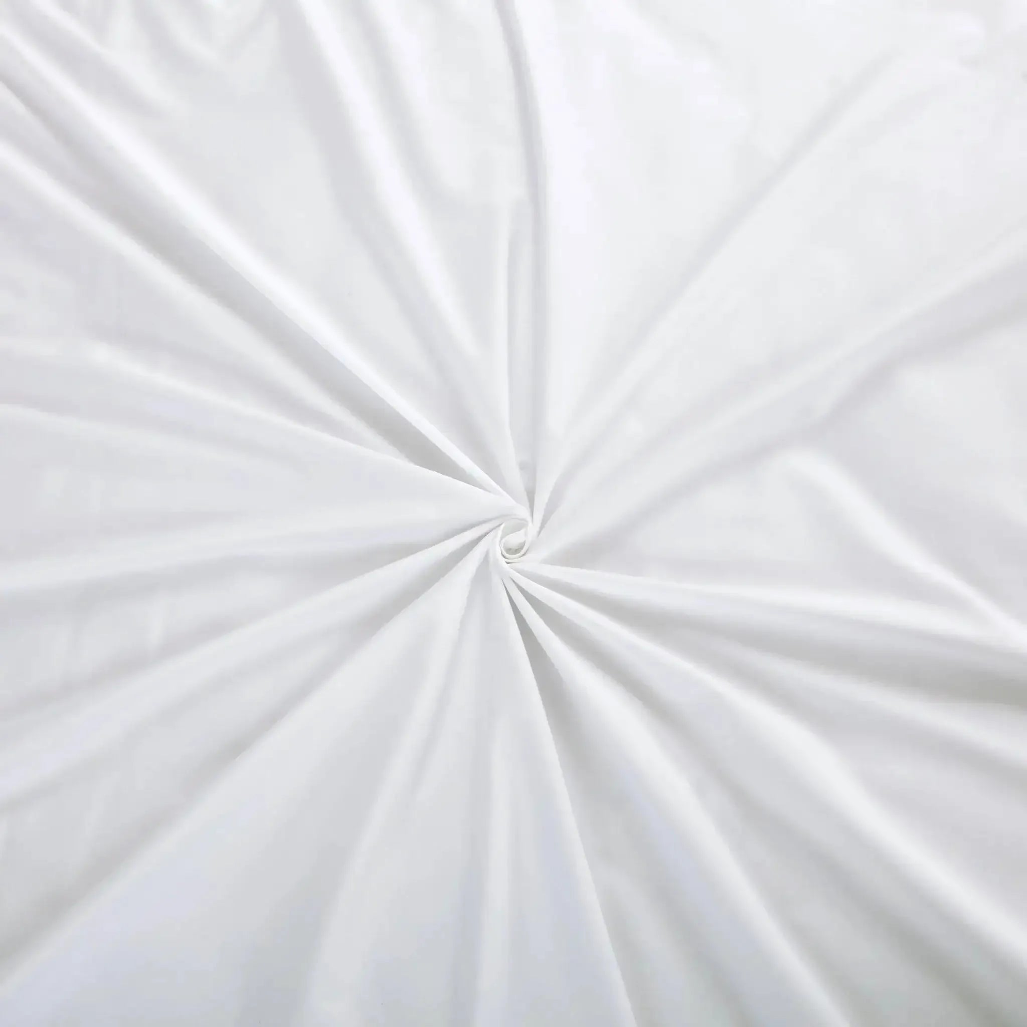 Malako Luxe: Oslo Collection 550TC White 100% Cotton Super King Size Duvet Cover Set