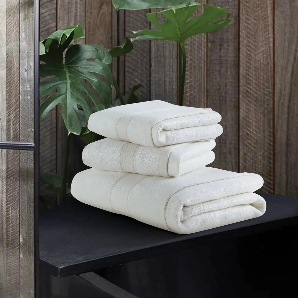 Malako Off-White Bamboo Towel (600GSM)