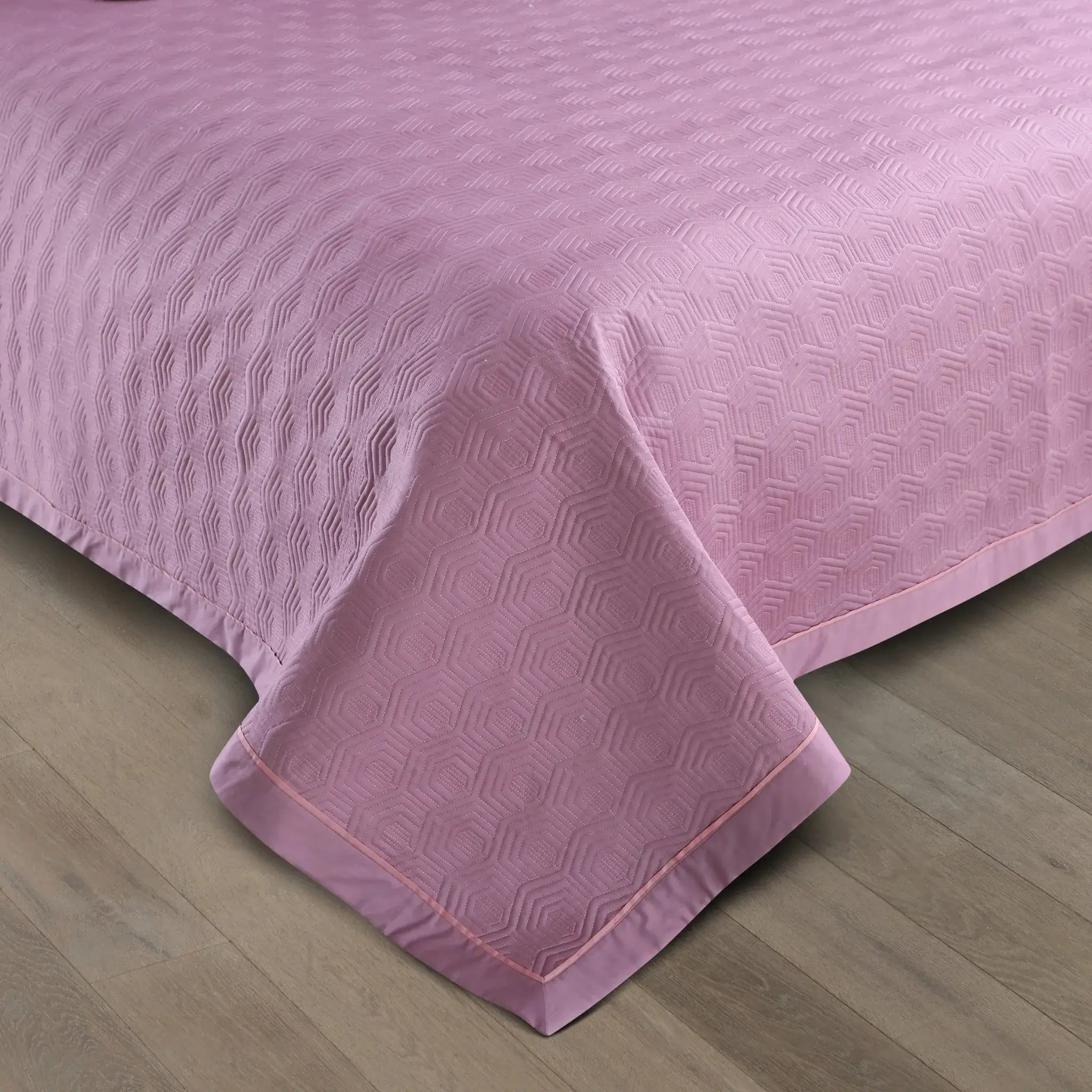 mauve-bed-covers-online