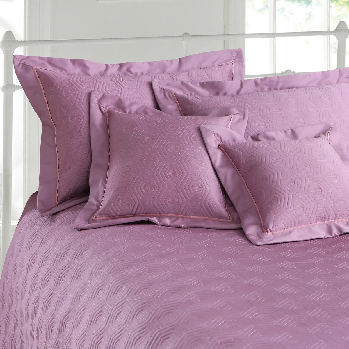 mauve-quilted-bed-cover