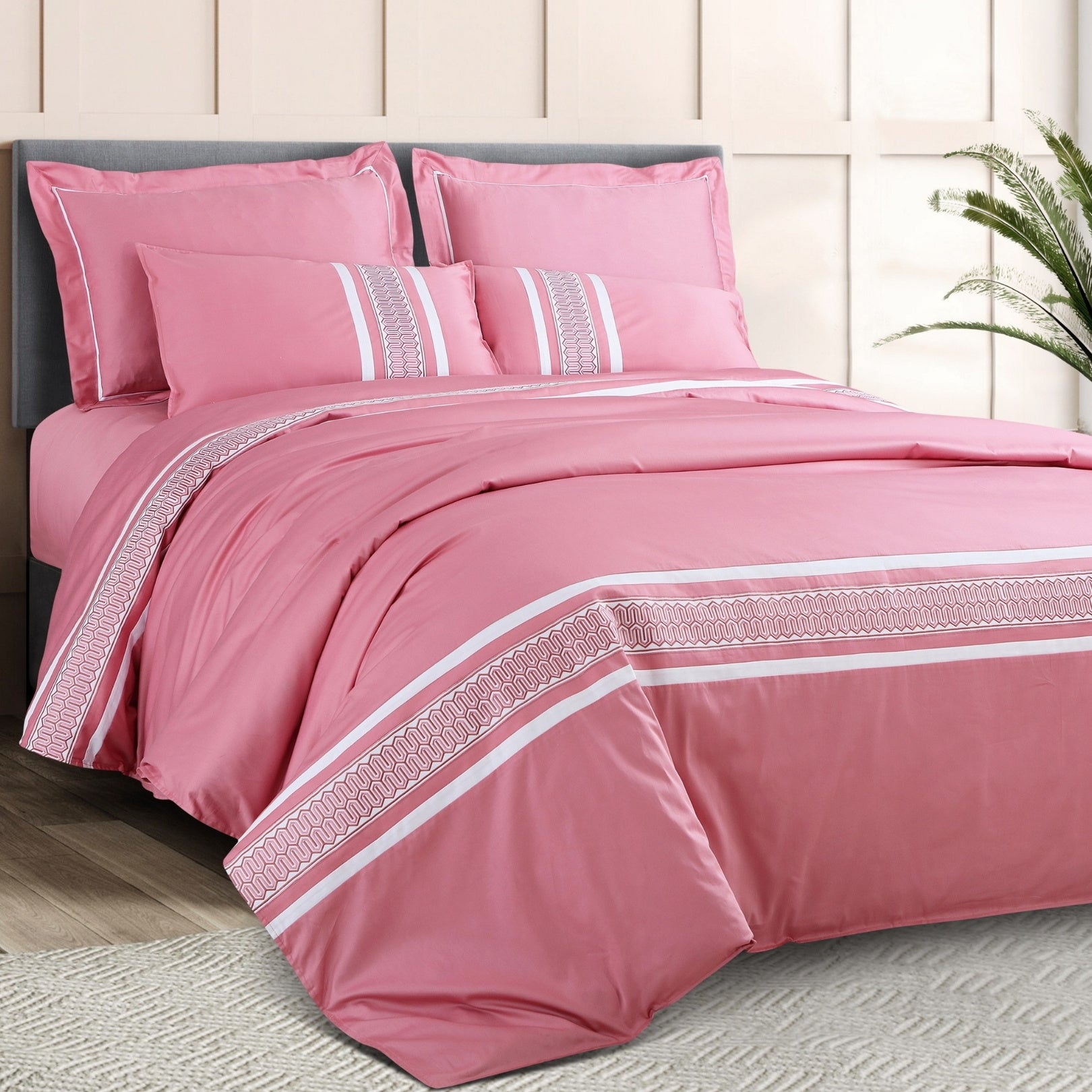 Petal Soft Vivid Embroidered Duvet Cover Set - Pink 100% Cotton King Size Duvet Set
