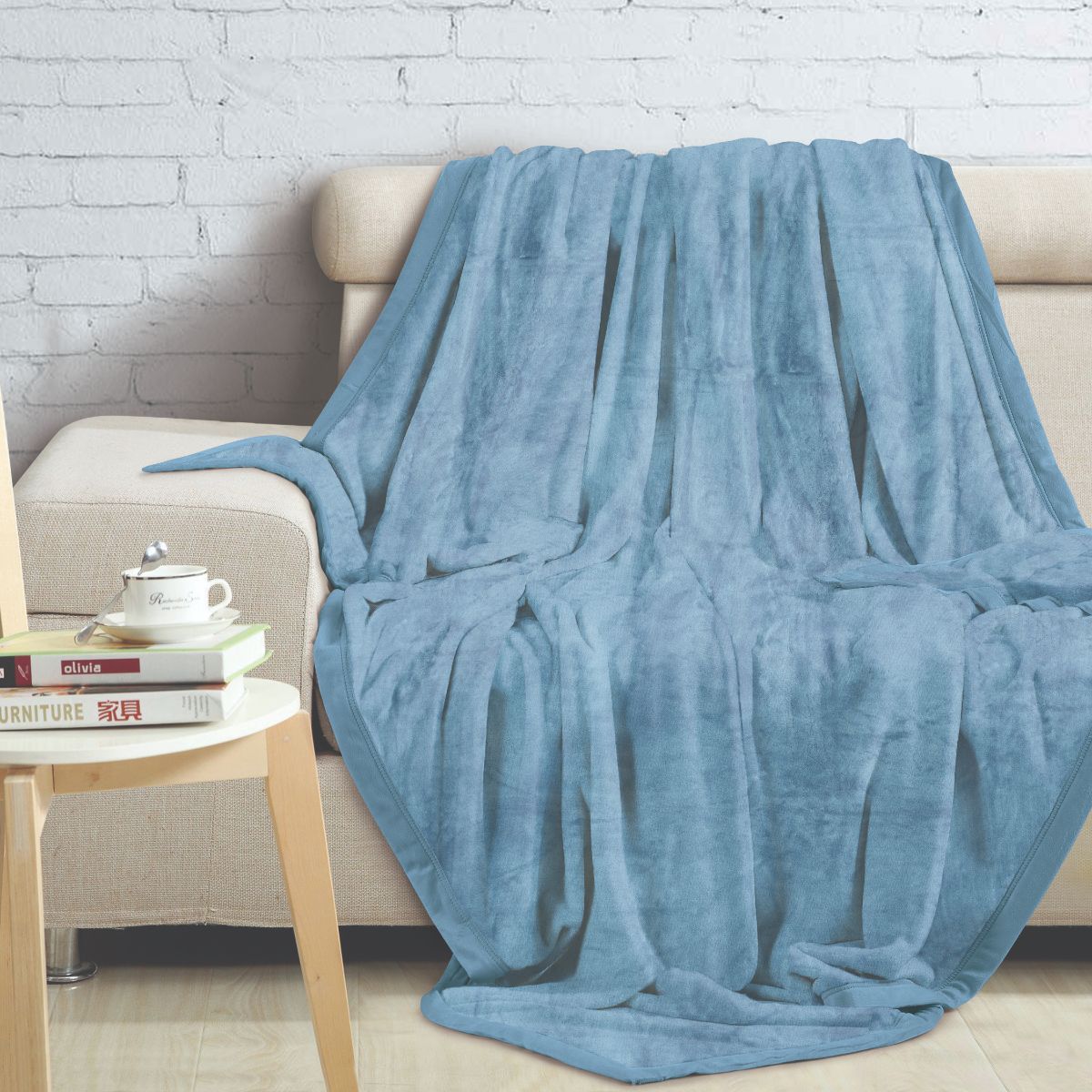 Malako Single Bed Blanket - Heavy Plush Blue Shaded Blanket