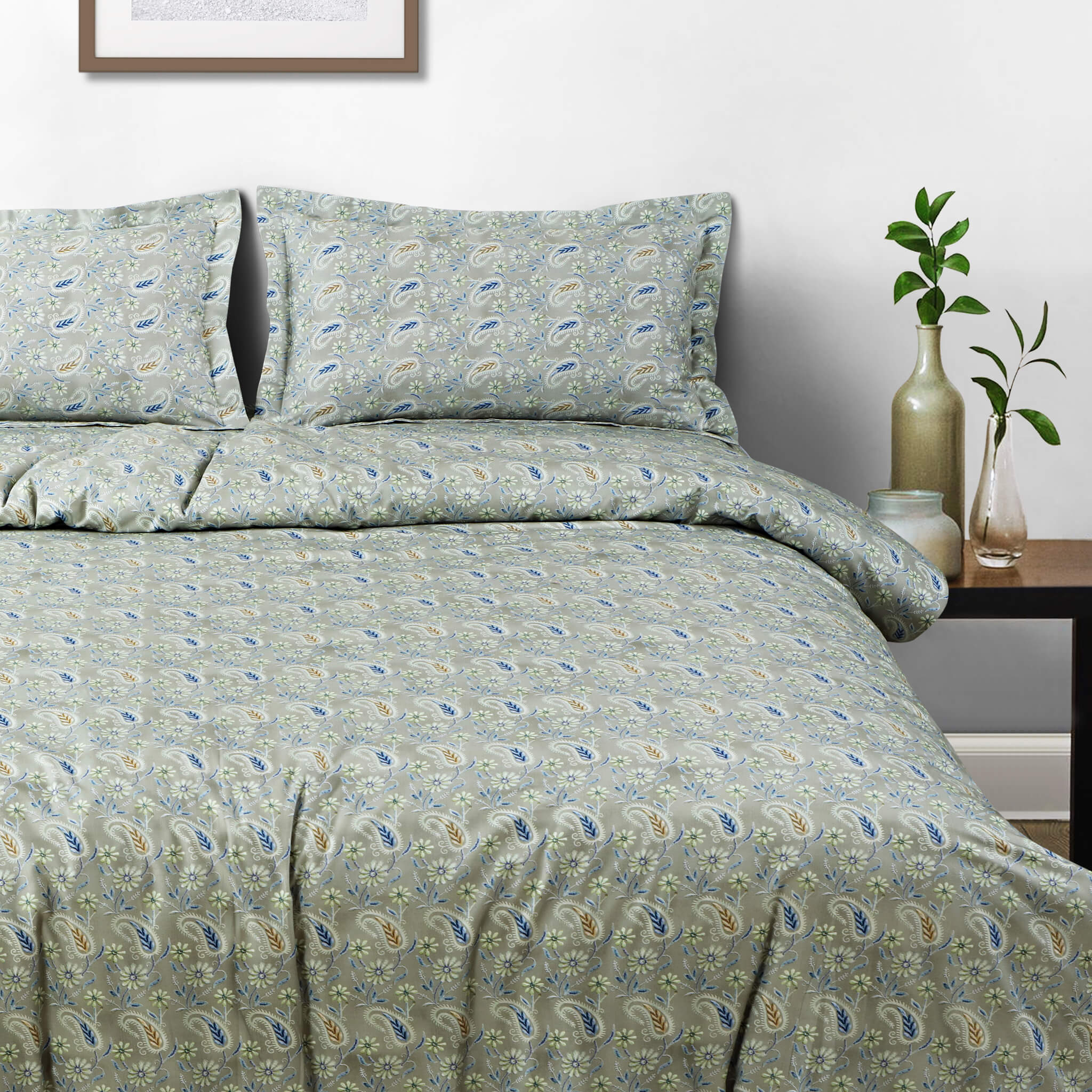 Malako Basel Green Paisley 350 TC 100% Cotton King Size Bedsheet/Duvet Cover