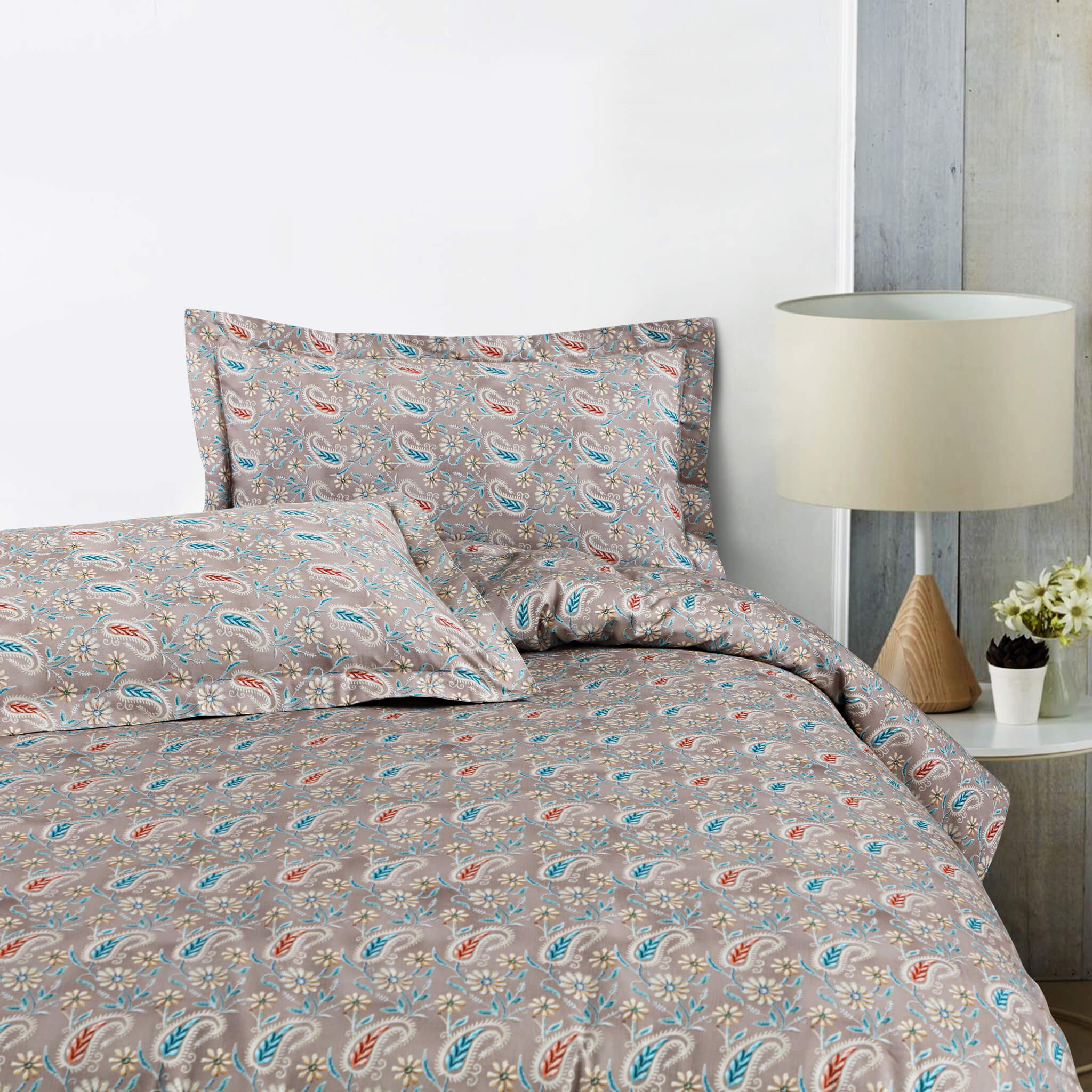 Malako Basel Taupe Brown Paisley 350 TC 100% Cotton King Size Bedsheet/Duvet Cover