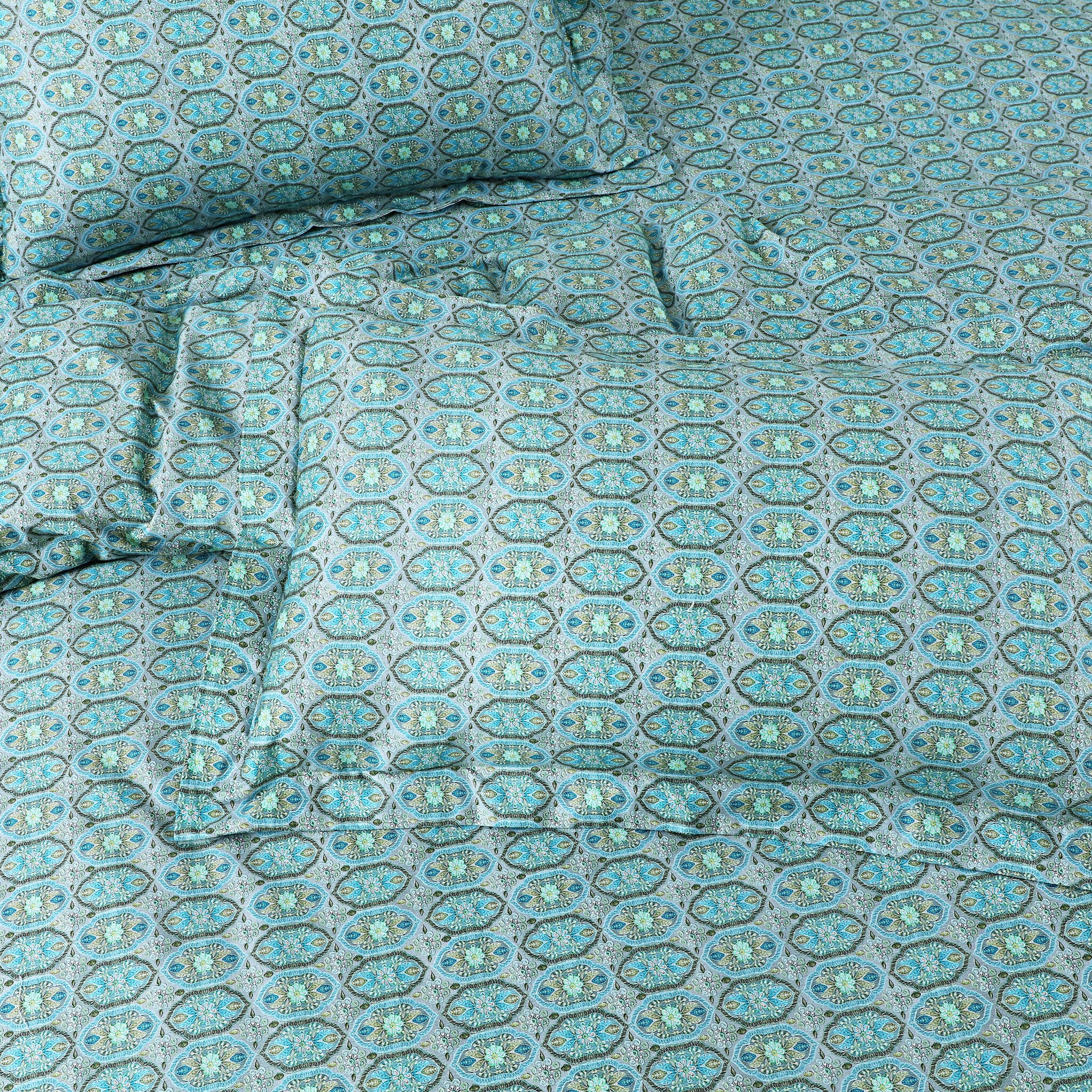 Malako Basel Turquoise Blue Abstract 350 TC 100% Cotton King Size Bedsheet/Duvet Cover