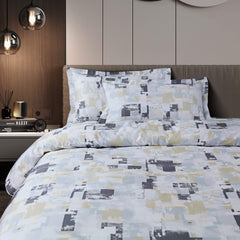 Malako Caèn Bedding Set - White & Blue Abstract 100% Cotton King Size Bedsheet With Comforter