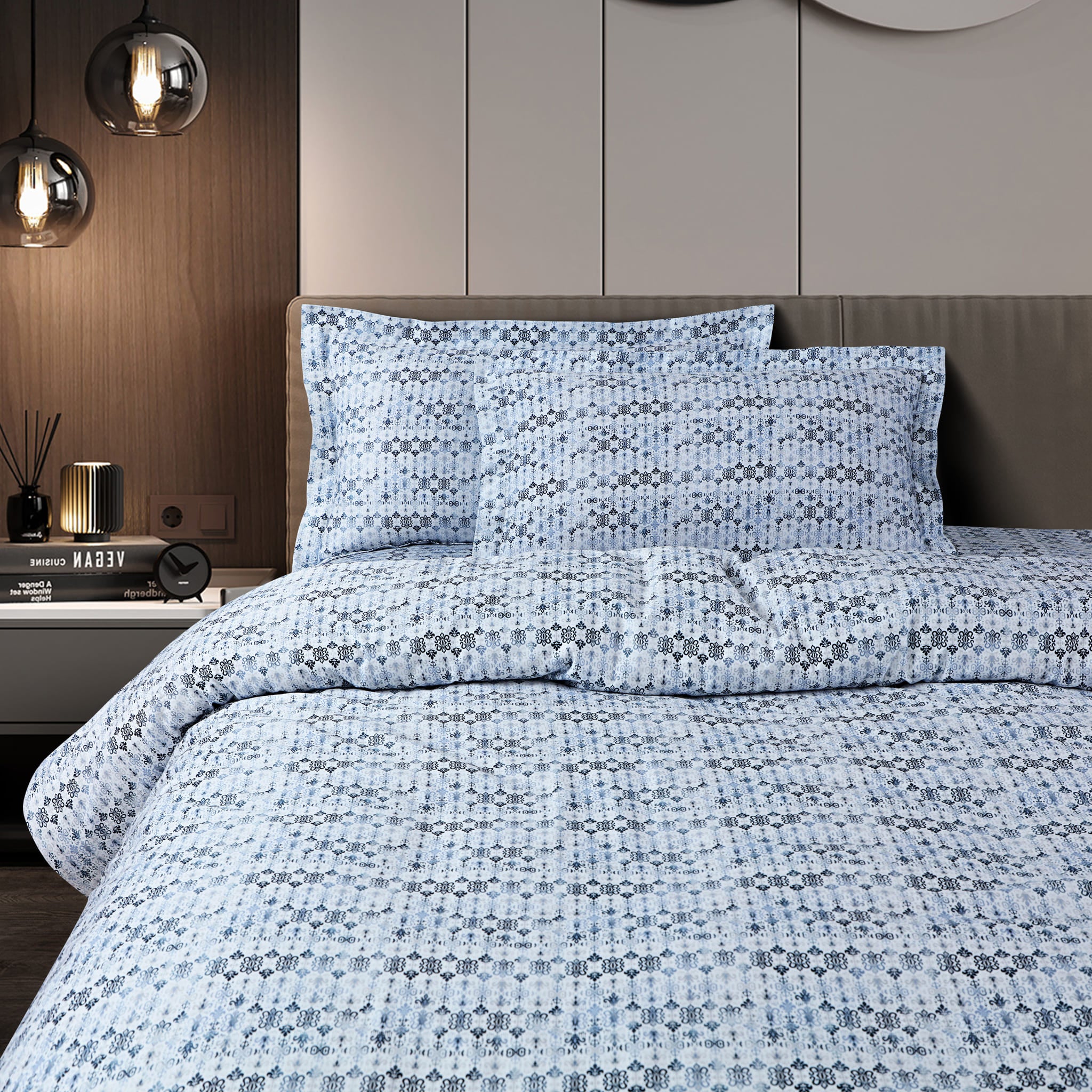 Malako Caèn White & Blue Abstract 400 TC 100% Cotton King Size Bedsheet/Duvet Cover