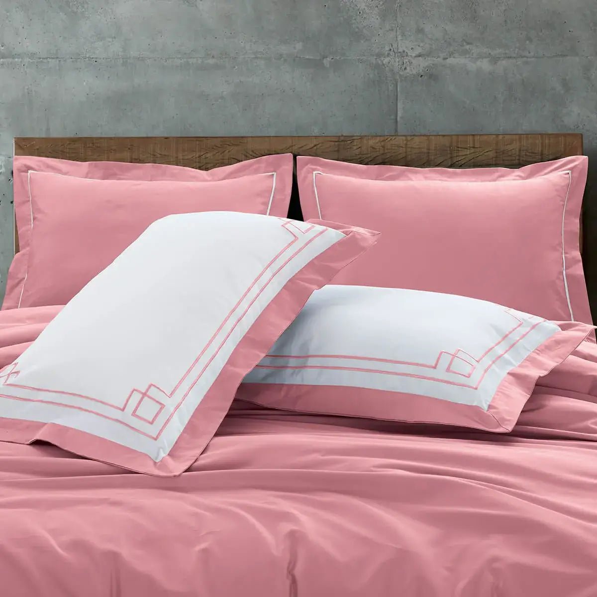 Malako Grace Embroidery Rose Pink Solid King Size 100% Cotton Bedsheet With 4 Pillow Covers - MALAKO