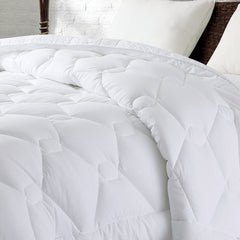 Malako Summer White Peached Star Quilt/Comforter (200GSM) - MALAKO