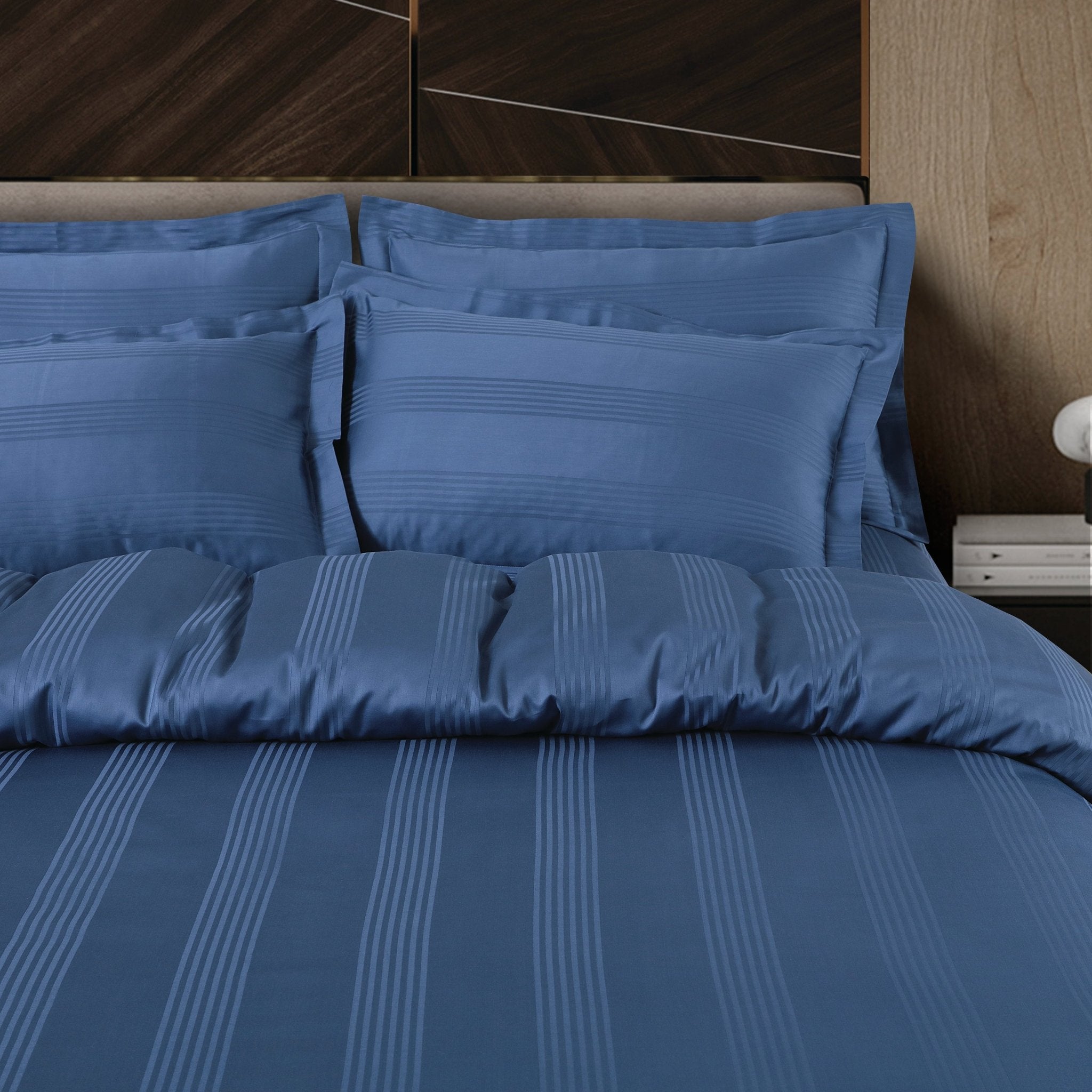 Malako Turin Jacquard Blue Stripes 450 TC 100% Cotton King Size Bed Sheet - MALAKO