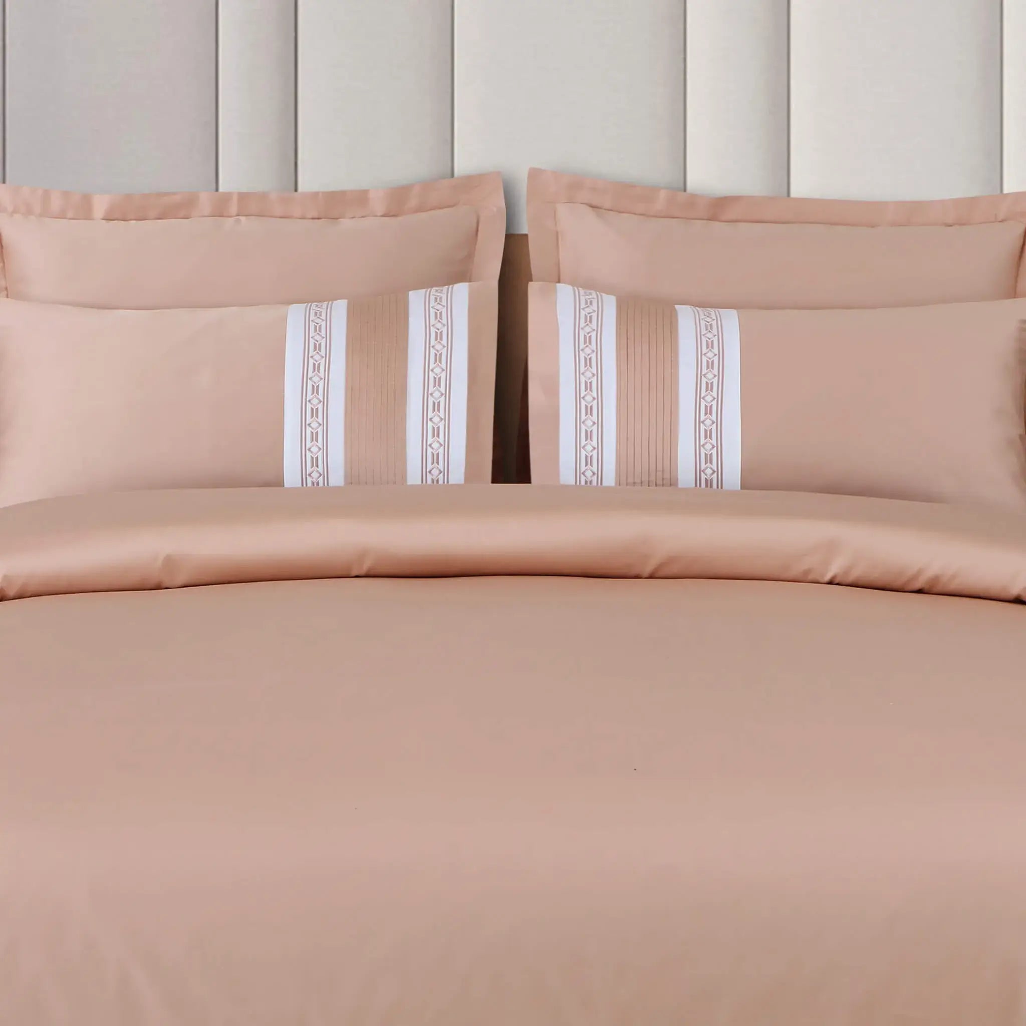 Peach Embroidery Bed Sheet, 500 TC King Size Cotton Luxury Bedsheet ...