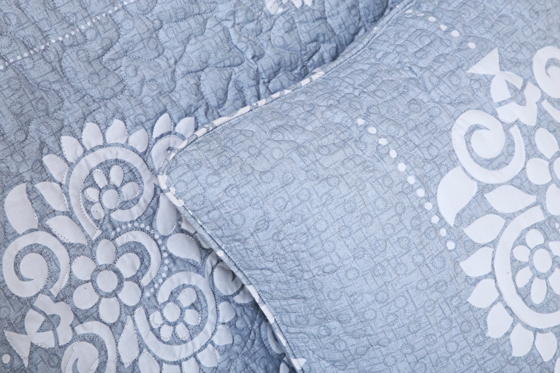 Petal Soft Quilted Bed Cover - Blue Ethnic 100% Cotton King Size Bedspread - MALAKO